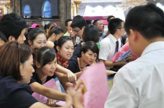 潘石屹|李嘉诚大胆预测2020年房价将遇到“强风暴”暴利时代即将到来