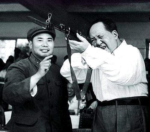 重用|冲锋不死、车祸不死、晚年受重用,杨得志是勇将,更是福将