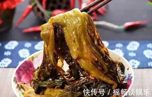蛋黄|每天吃鸡蛋对“血压”好不好?医生:若想血压稳定,4物需少碰