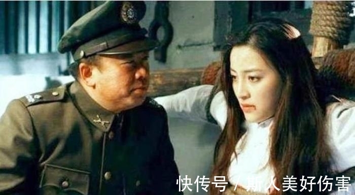 日本间谍不招供, 戴笠用猛龙进凤,间谍跪地求饶