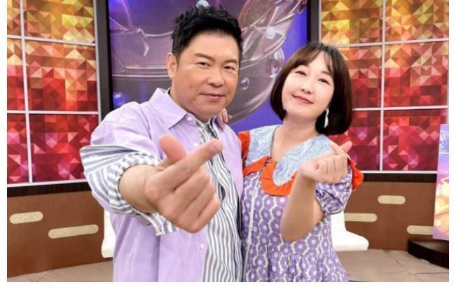 热依扎|38岁女星急性乳腺炎高烧近40度,刚出月子就复工,高龄生二胎太拼