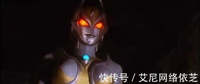 进次郎|机动奥特曼外传封面图:机动迪迦和黑暗迪迦一体两面,超帅气!