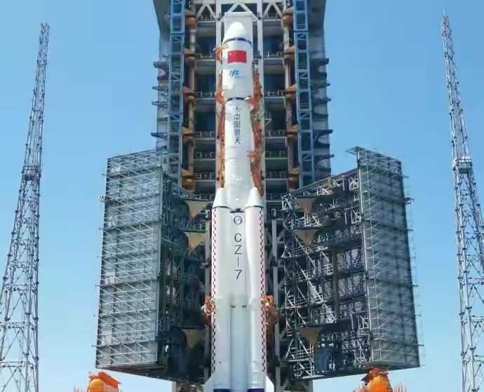 航天员 天舟飞船即将上天,知道它有多大吗?迄今我国第二大航天器就是它