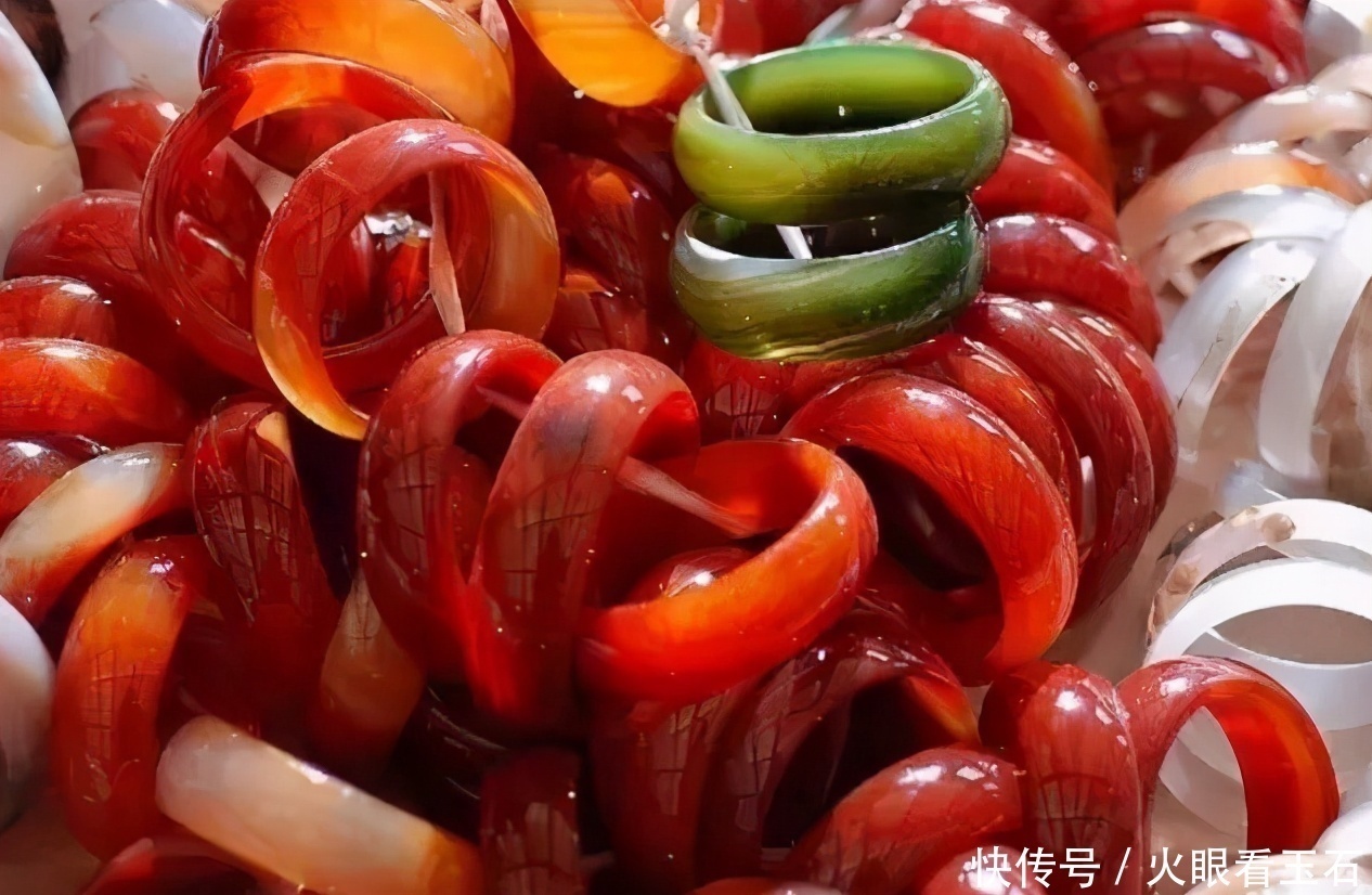 玉石|远离这4种“有毒”的宝玉石,尽管它们都很漂亮