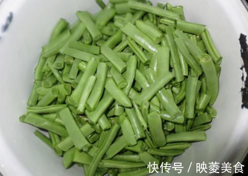 干煸|这菜四季都贵,但补钙堪比吃钙片,不管有钱没钱,要多做给孩子吃