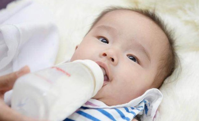 宝妈|宝宝从出生到6个月,宝妈要做好6件事,让宝宝发育得更好更健康