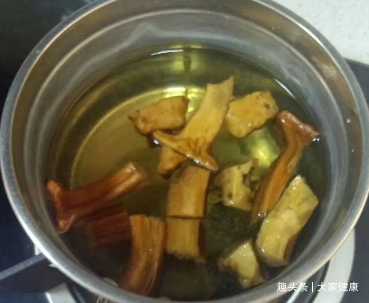 刚毛|1根南瓜蒂,治病大功效!南瓜蒂的5大功效,横扫身体5种疾病!