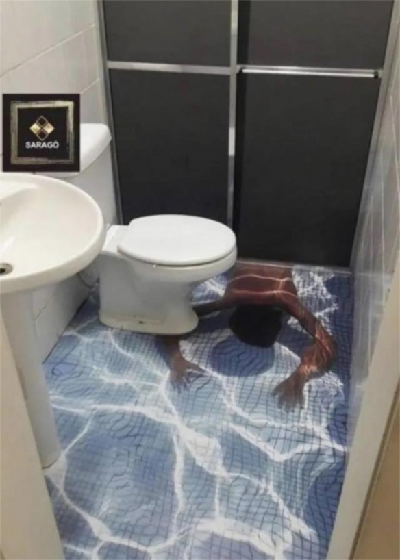 游泳池$盘点那些反人类的奇葩设计,每一个都是人类智慧的结晶