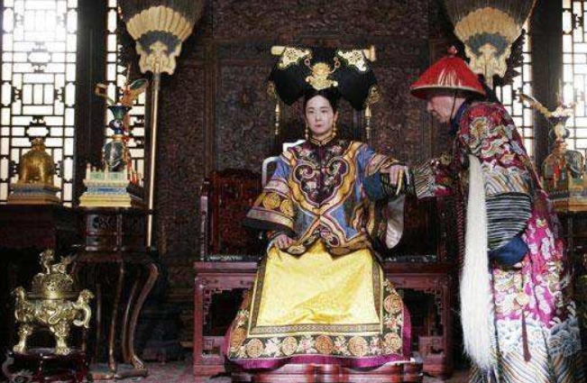 恼羞成怒|慈禧一道汤喝了10年，偶然得知食材，为何恼羞成怒将厨子砍头？