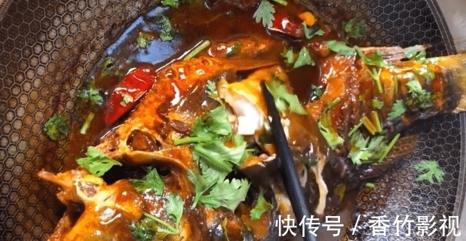 松榻鸡脯|有一道非常好吃的菜肴叫,松榻鸡脯,它的制作并不复杂
