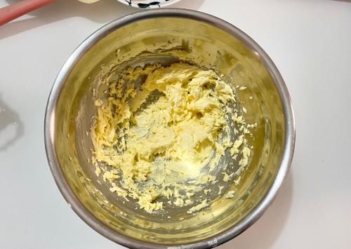  入回温|新手也能轻松做的巧克力小蛋糕，口感丰富、松软醇厚，快收藏！