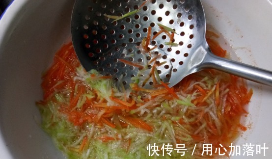 荤菜吃了会长肉，自制素丸子，依旧很美味！