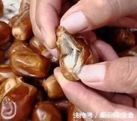 冻梨|冬季水果别乱吃,尤其老年人,建议多吃3种,营养丰富又滋补身体