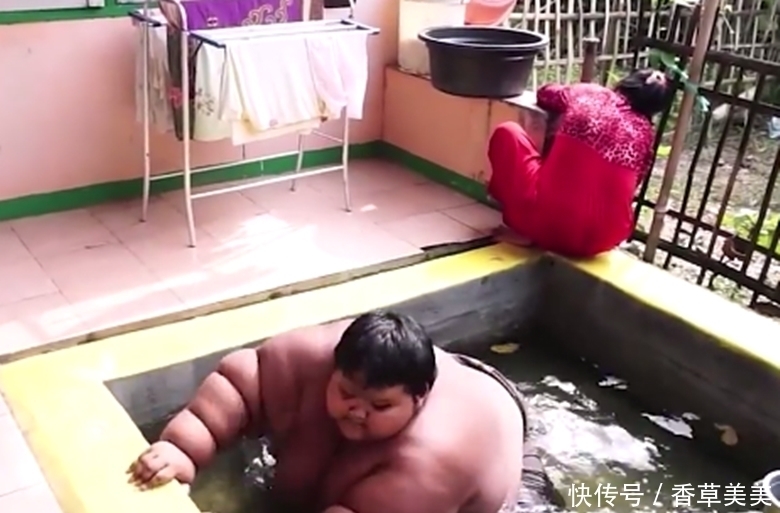 告知|11岁男孩体重达到400斤,家人们担心健康,医生却告知没有病