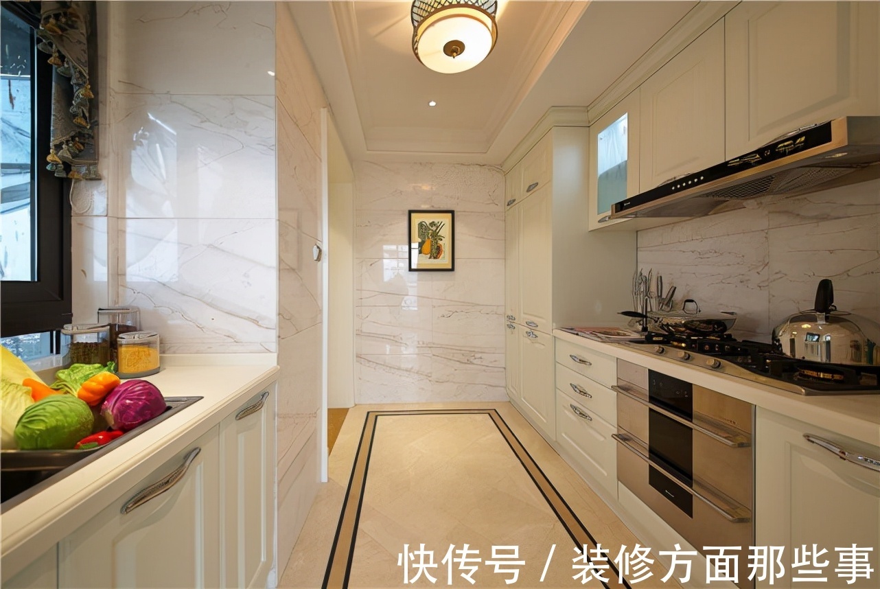 书柜|72平二居室没有太华丽，适合小户型的温馨欧式风