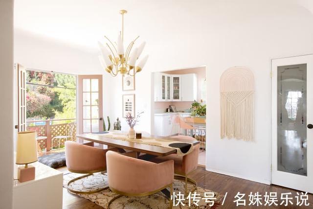 住进|比大白墙耐看,这个出租屋的墙面设计,仿佛住进了电影里