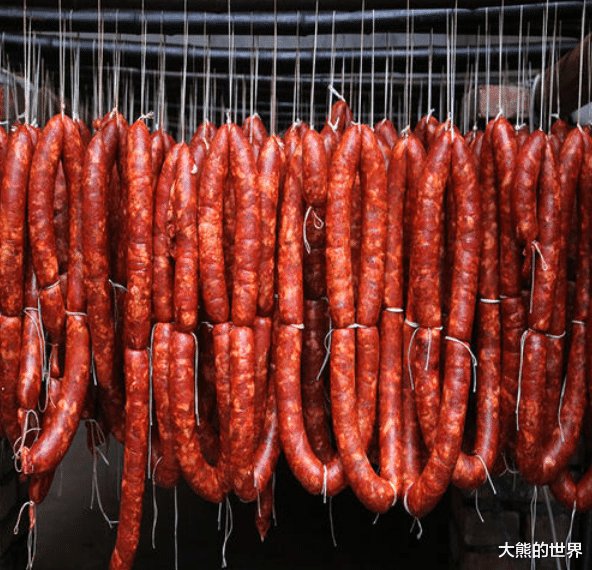 腊肠灌好后,不要直接晒!多做2步,腊肠又香又入味,饱满不开裂