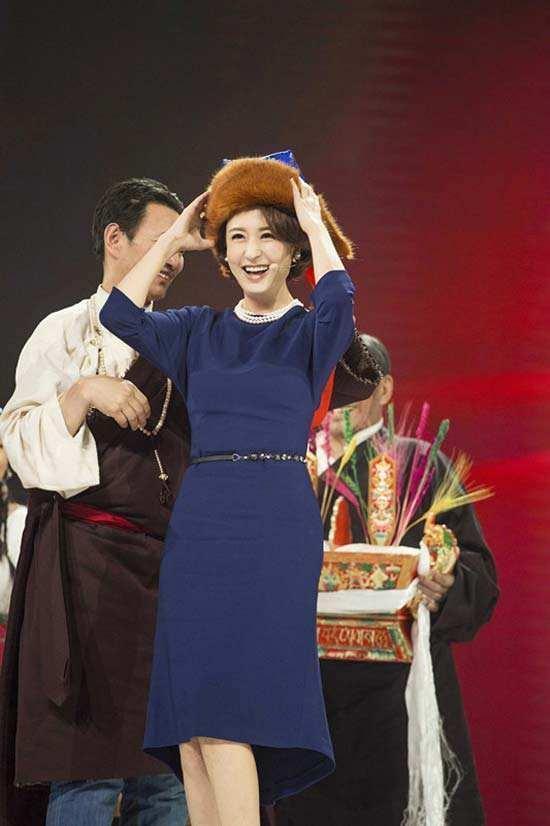 “著名”節(jié)目女主持,出名后嫁大“20歲”老公,兩人站一起像父女