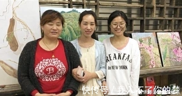 临摹|大妈临摹大师画作，以假乱真，一副画卖200元，专家却说亵渎艺术