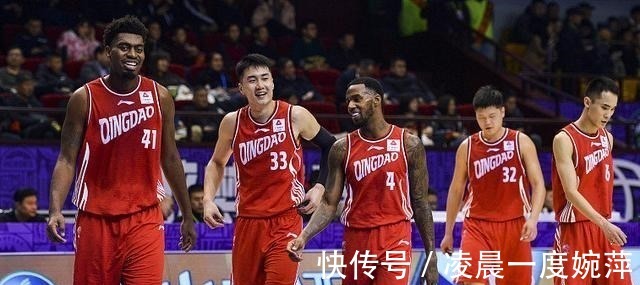篮板|青岛男篮续约大中锋，内线有了重要依靠，两名新援被寄予厚望