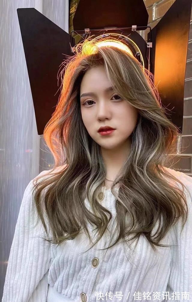 波波头 羊毛卷已过时,22款当下流行发型送给大家,直接剪就对了!