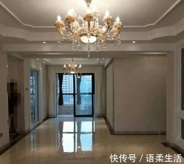 玄关柜|花18万装修的新房,看过的人没有不夸的,都说木工打的柜子是亮点