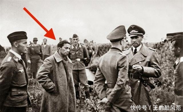 苏联|斯大林临死时,只穿了一条短裤,含泪说了四个字,让人泪目