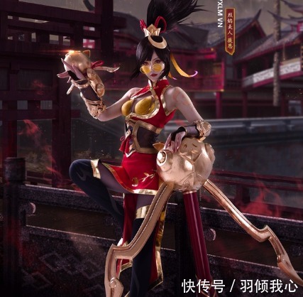 液体袜|coser开窍了,才16岁就会穿高跟鞋配“液体袜”,贼显腿长