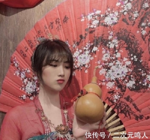 喊话 龚俊被曝退出节目的录制,原因或和姚安娜有关,难怪网友如此喊话