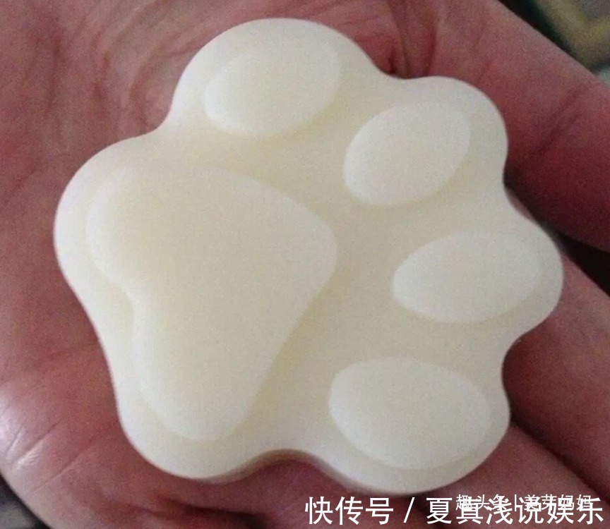 宝妈|宝宝喝不完的母乳,可以给老公喝吗?过来人:倒掉也别让老公喝