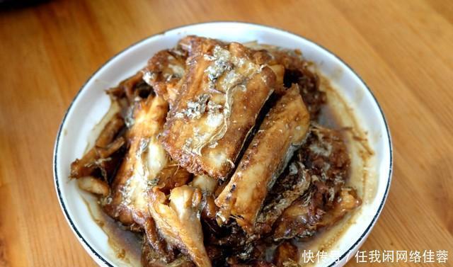 午餐|晒一晒四口人的午餐，四个菜，一个汤，花费不到60元，比外卖强