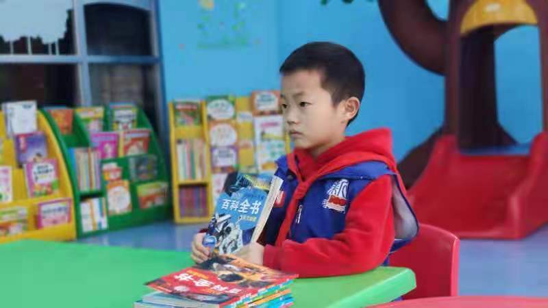 推介!【阅读经典推介】点滴积累必将汇聚成海尽显小记者的魅力风采!