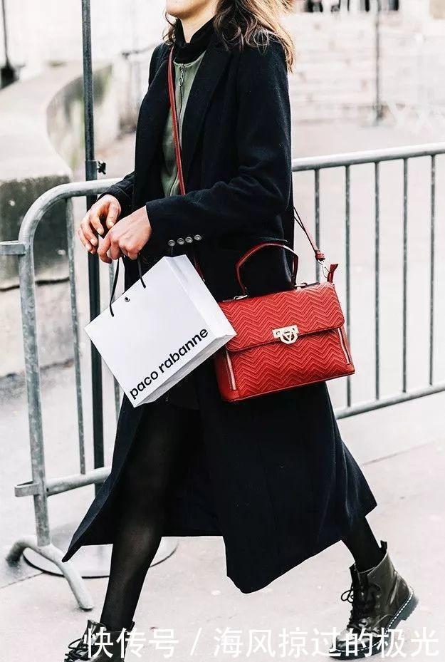 外套|外套穿搭经典的黑色外套,秋冬怎么穿才能气质不沉闷!