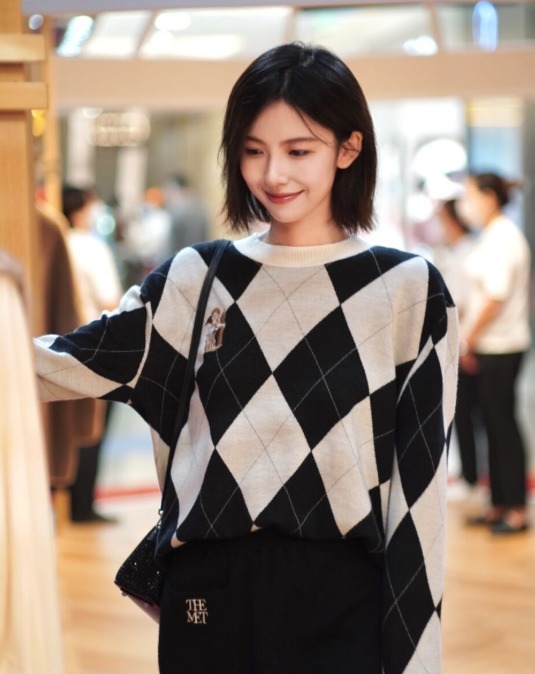 菱格纹 想要温柔还保暖?瞧博主的毛衣穿搭方法,让你做个美美的小仙女