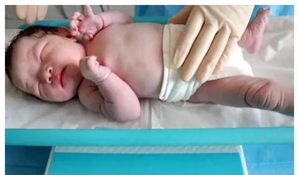 宝妈|宝宝出生时报的“几斤几两”,暗示智商高低?家长应该了解真相