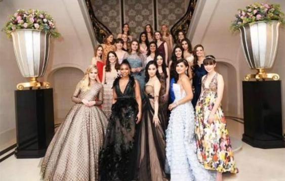  贫民窟|印度富人区的“名媛”，生活有多奢侈穿金戴银仅是冰山一角