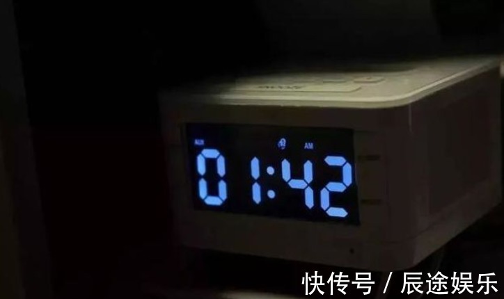 胃癌|终于发现短命“内幕”,50岁后,趁早远离4件事,长寿与你交朋友