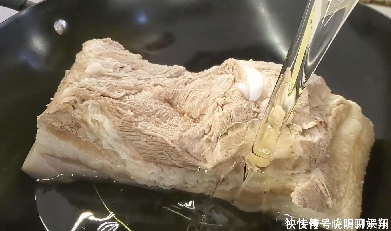 五花肉|五花肉这样做还是第一次见，香喷扑鼻，软烂不油腻，比红烧肉好吃