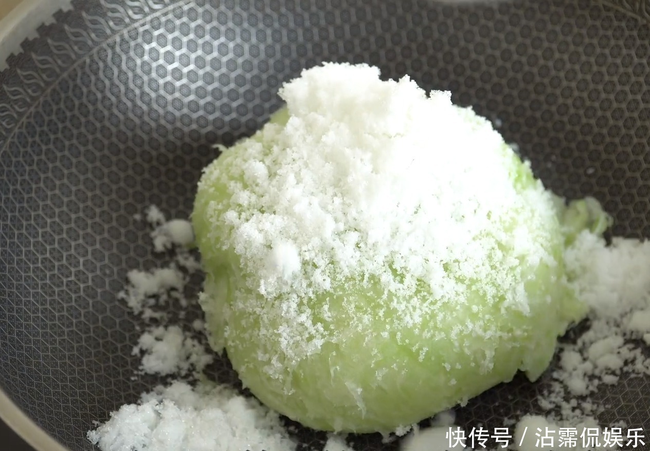 冬蓉|这才是冬瓜最好吃做法，不炒菜不炖汤，晶莹剔透，筋道好吃有嚼劲