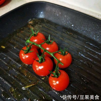  回味无穷的迷迭梅花肉来拯救你的胃