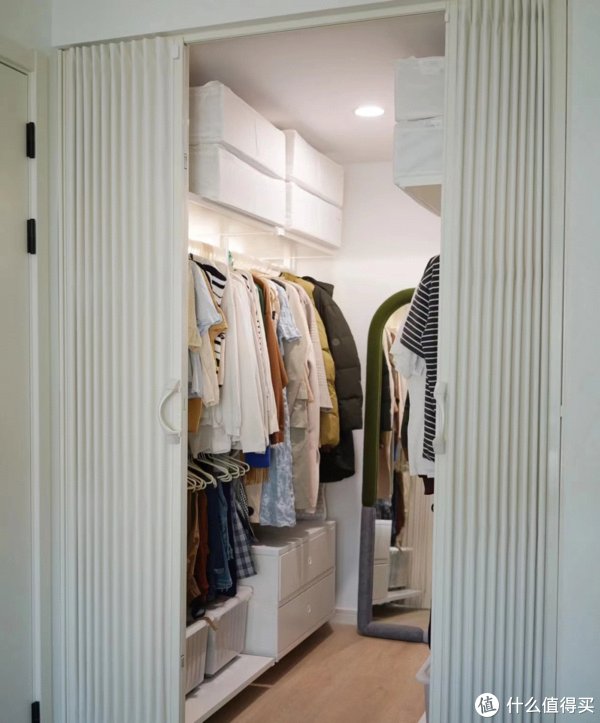 衣柜化|彻底放弃衣柜,500元砌墙搞衣帽区,我膨胀了
