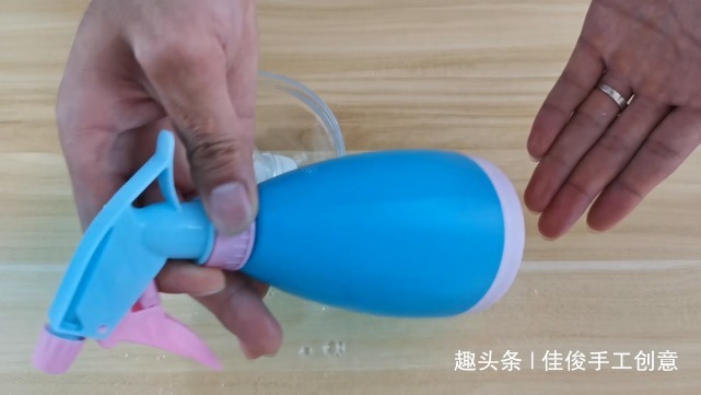 白醋和洗衣液混合，解决了每个家庭的困扰，真实用学学吧！