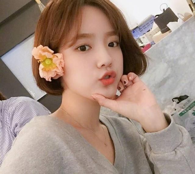 头发型|别总抱怨脸太圆,当你试过这款“齐脖”发型后,就知道圆脸有多美