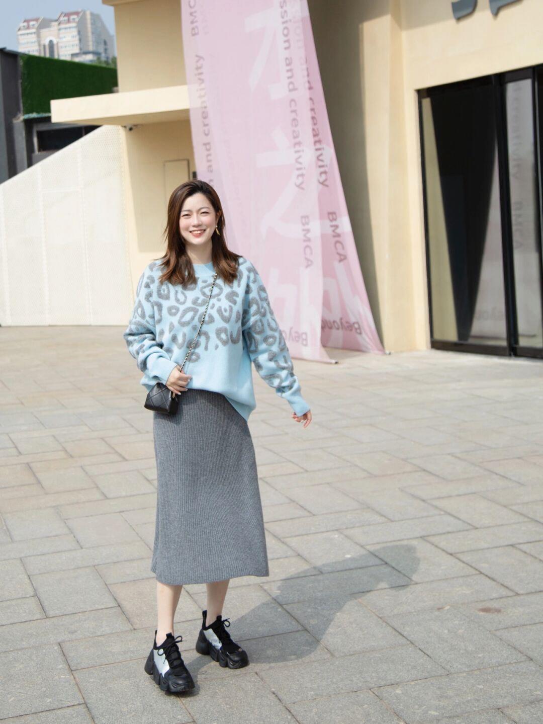 百搭 初冬还是要学一学毛衣搭配,简约高级还暖和,时髦百搭不挑人