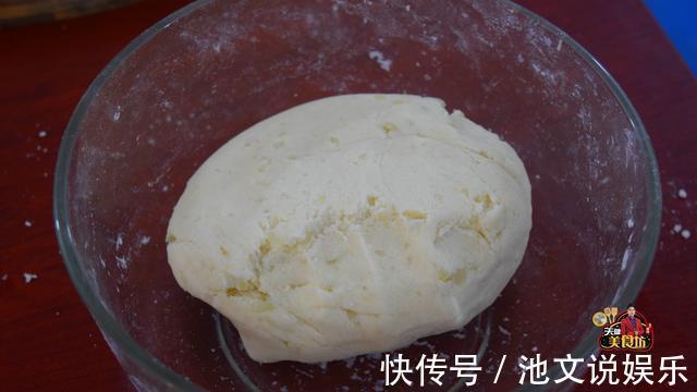 凉拌土豆面鱼最好吃的家庭做法,简单美味又解馋,看看你喜欢吃不