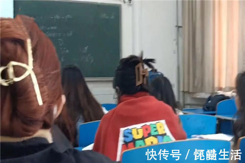 时尚 当代女大学生发型现状,时尚是个轮回?学生表示不是轮回只是懒