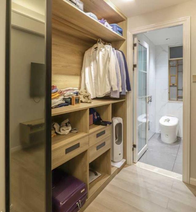 卫生间|现在卧室不兴“大衣柜”了！卧室应该这样装，比衣柜还好用