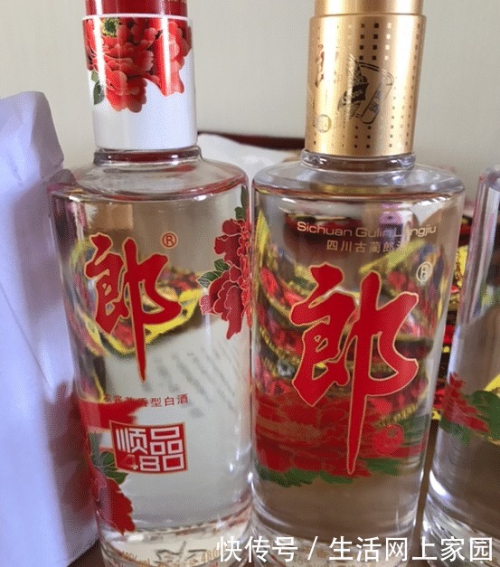 内行|4种简装低价白酒,放在货架上落灰,原来都是纯粮酒,内行才会买
