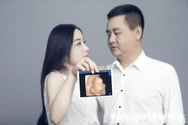 怀孕期间|产检门诊外的奇怪现象孕妇排队,老公坐着,婚姻幸福度不言而喻