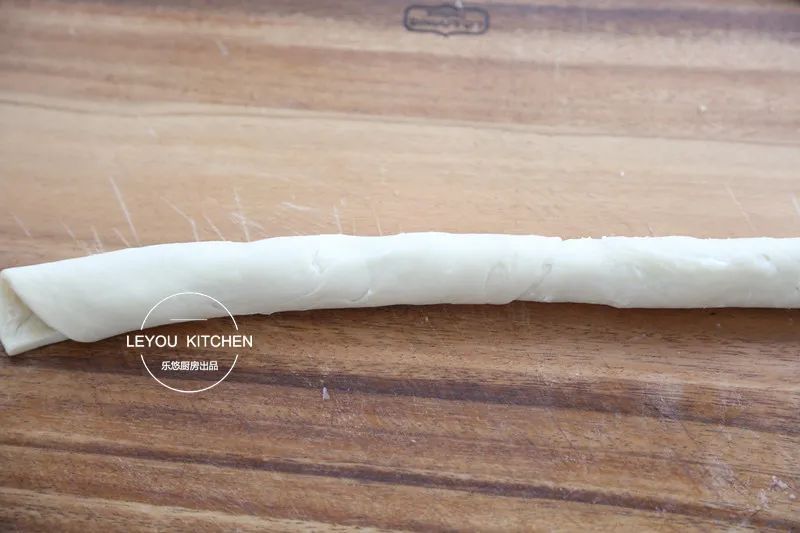 不用和面的牛肉饼,外酥里嫩,一卷一烙,比叫外卖还快